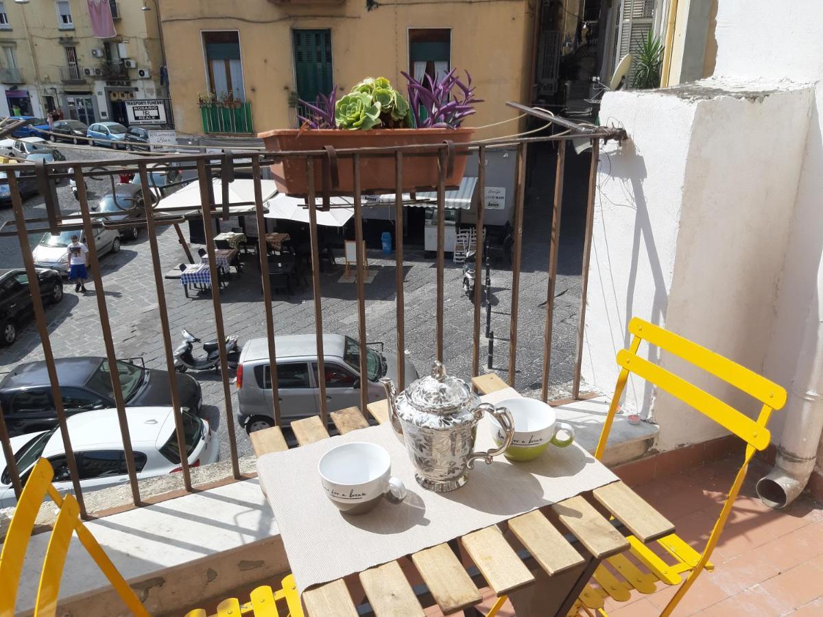 Appartamento In Piazza Naples Extérieur photo
